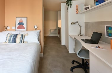 Gold Studio, View Studios, 11-13 Spa Road, Bermondsey, London - Image 2
